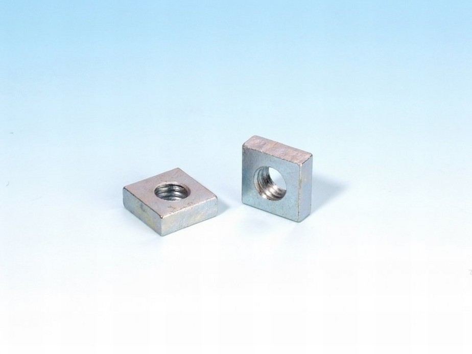 Adam Hall M6 square nut for 6160 rack strip