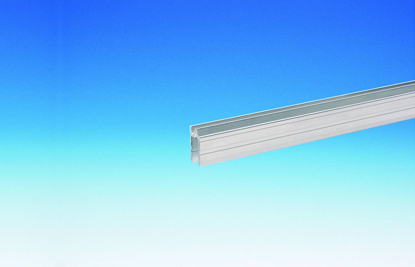 Adam Hall Aluminium hybrid lid location 7mm