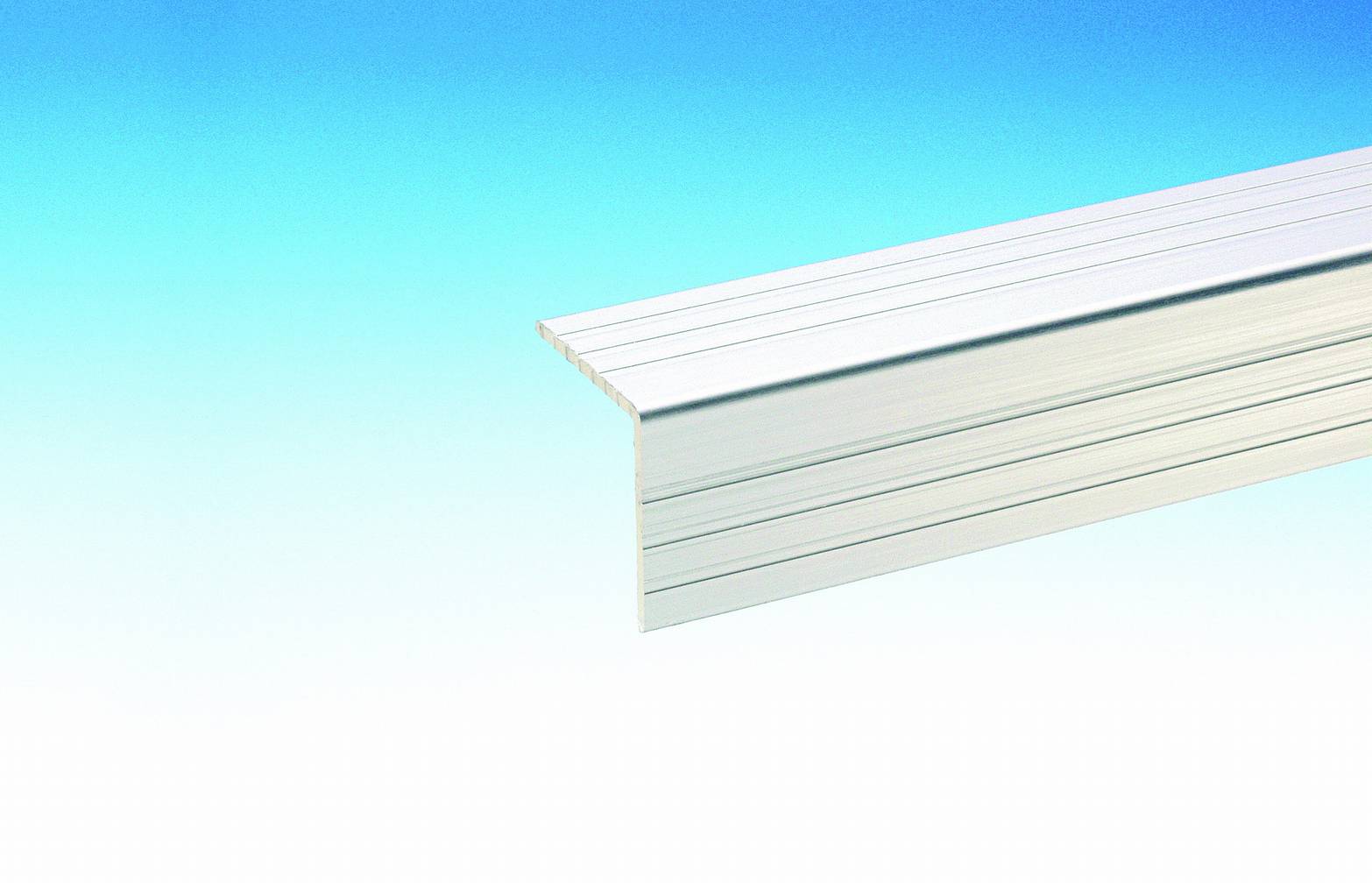 Adam Hall Aluminium Case Angle 35x35 mm