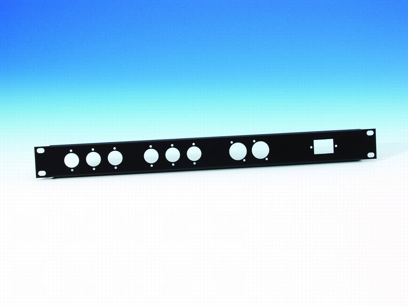 Adam Hall Rack Panel U-Shaped