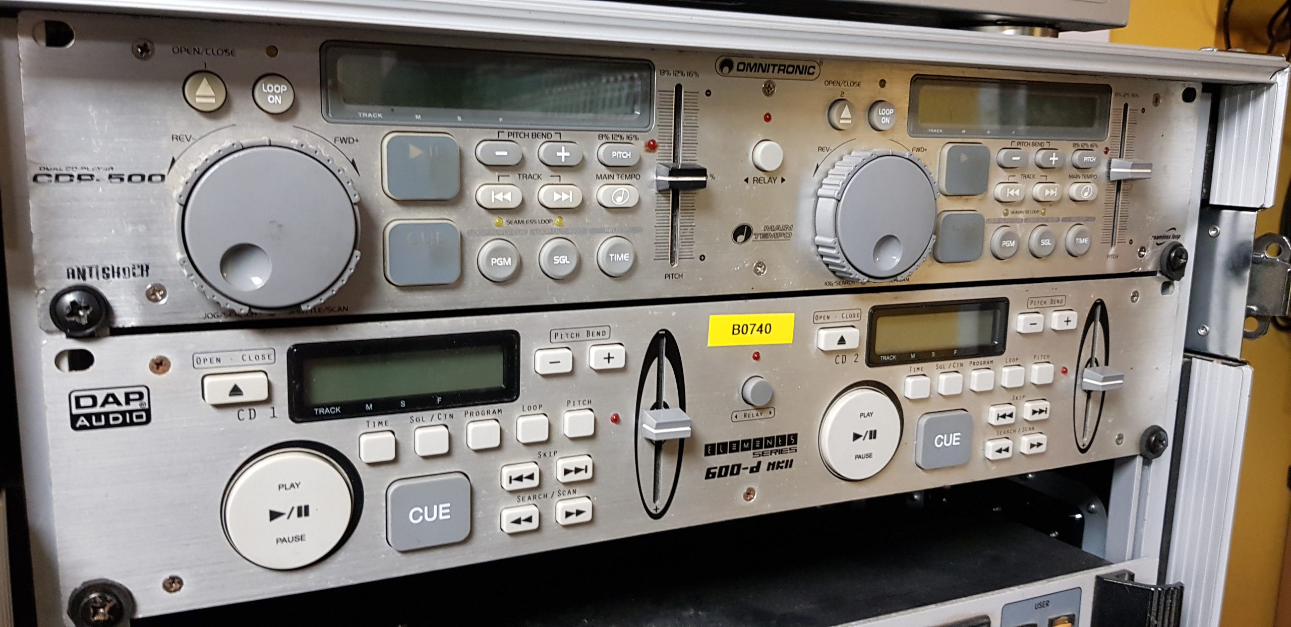 Omnitronic CDP-500