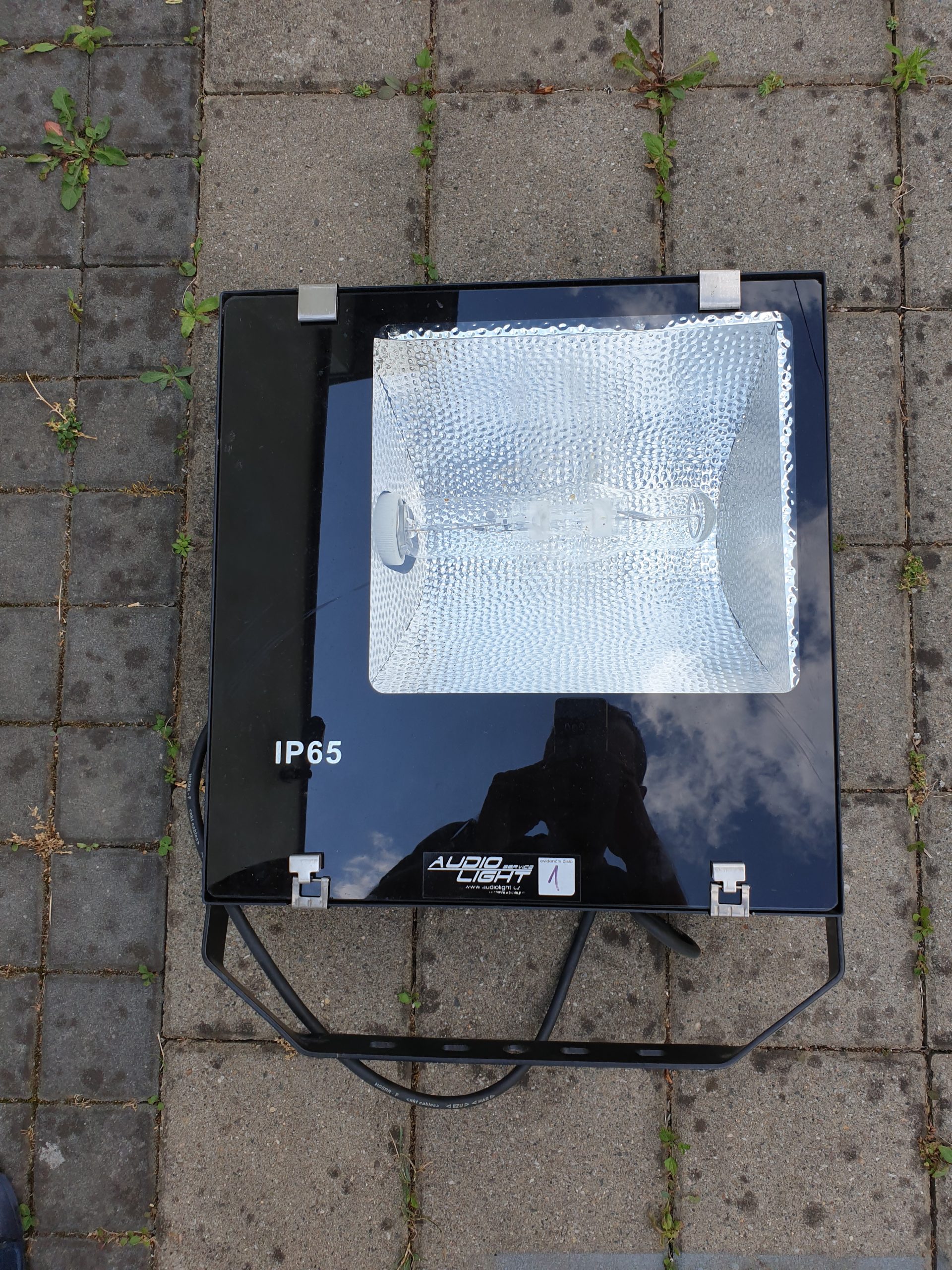 MH reflektor IP65 400W + lampy + barevné lampy