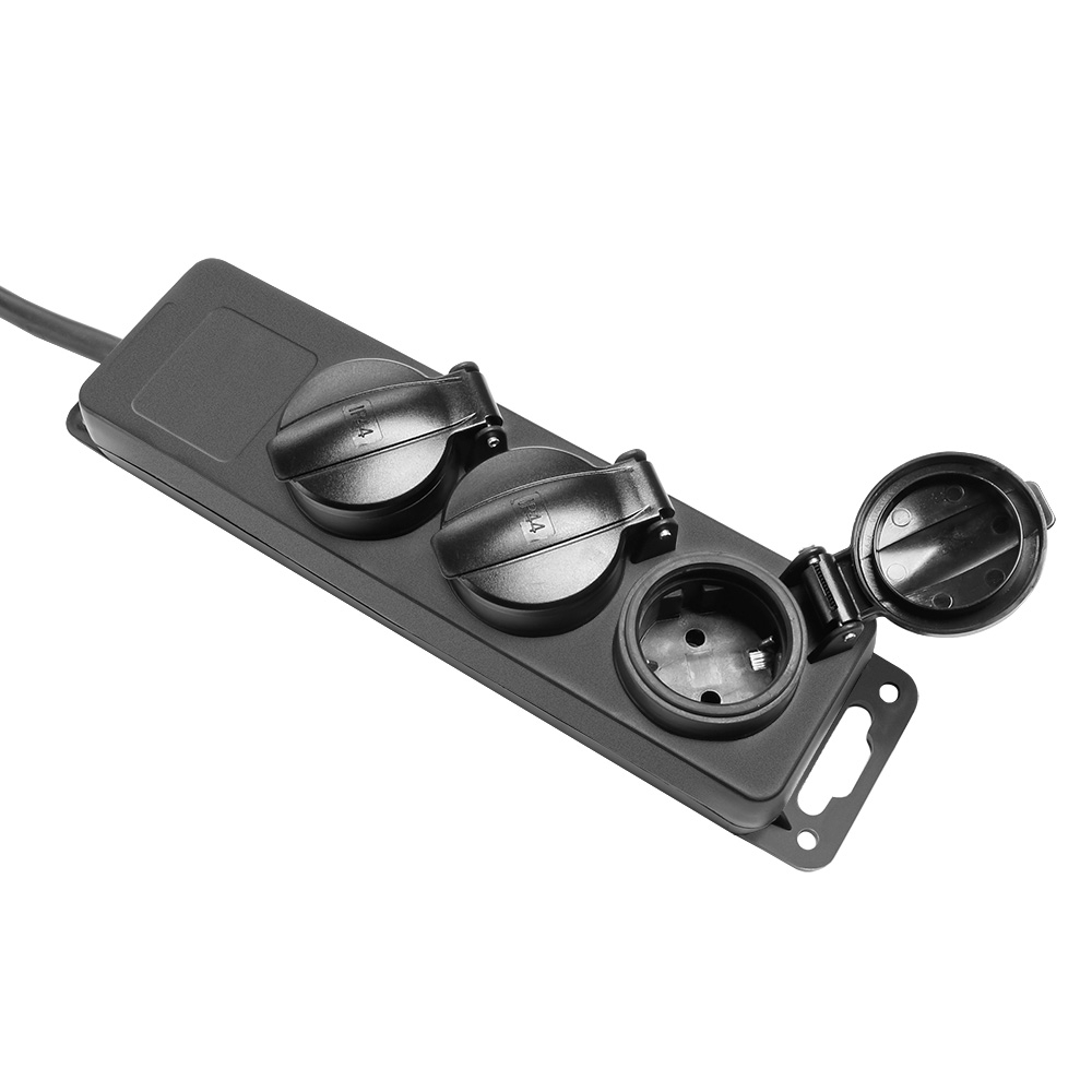 Adam Hall 3-Outlet Power Strip with IP44 Rating